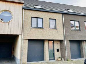 Moderne  aangename en energiezuinige woning(2018) met gar...