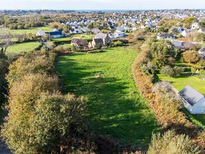 Terrain constructible viabilisé à vendre