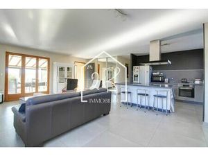 Maison de luxe de 3 chambres en vente à Luzinay  Auvergne-Rhône-Alpes