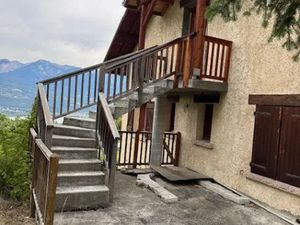 Vente appartement 4 pièces 96 m² à Embrun (05200)  200 000 €