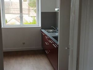 F2 avec garage et cave