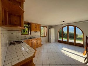 Vente appartement 3 pièces 94 m² à Embrun (05200)  300 000 €