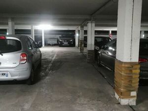 Place de parking en sous-sol