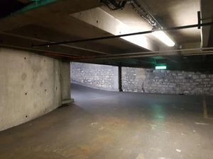 Vente parking 11 m² à Paris 9ème (75009)  33 000 €