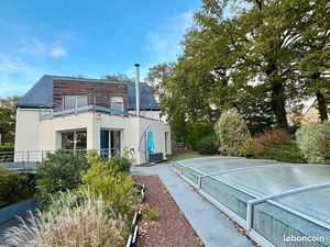 Maison 7 pièces 151 m²