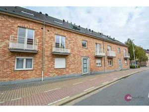 Appartement d'une chambre à coucher avec terrasse et place d