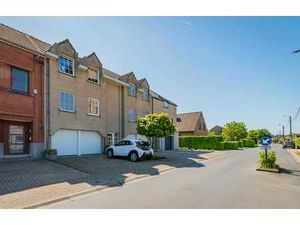 Spacieux duplex avec jardin à vendre à Buizingen