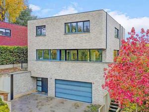 Villa moderne avec grand jardin à Sterrebeek