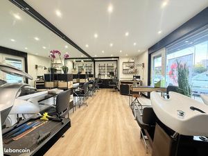EXCLUSIVITE  MARIGNANE   local professionnel et fonds de commerce d'un salon de coiffure