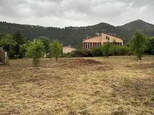 Terrain 1088 m² TOURRETTE LEVENS