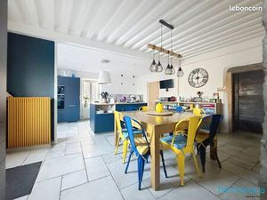 Maison de village 8 pièces 192 m²