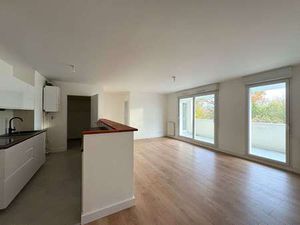 Vente Appartement 4 pièces à Montgermont (35760) : à vendre 4 pièces / 81m² Montgermont