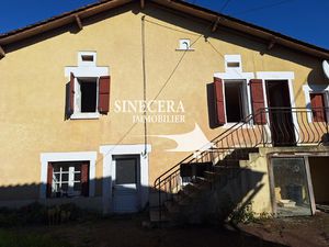 Maison de village au calme