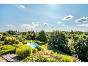 Maison 7 pièces 210 m²