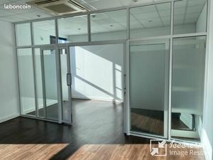 Local 133 m² Vallauris