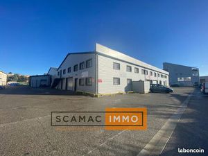 Local d'activité 140 m²