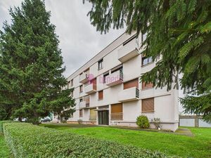 Appartement Mondelange 4 pièces avec un balcon et une cave