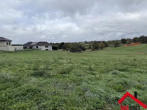 Vente terrain 1160 m² à Ussac (19270)  70 850 €