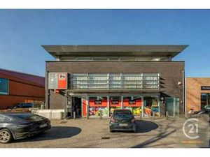 Commerce/magasin à vendre