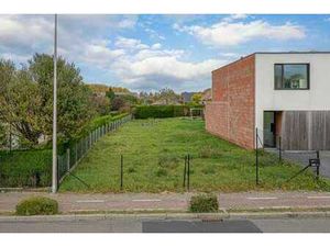 Centraal gelegen bouwgrond voor een halfopen bebouwing