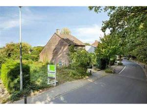 Terrain à bâtir (4a 40ca) pour une maison 3-façades