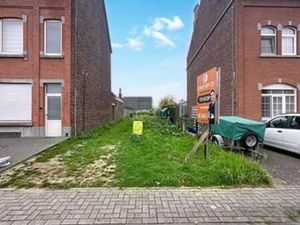 Terrain prêt à bâtir avec permis