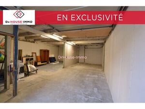 Grand Garage/Parking sécurisé de 81m² à Montfavet