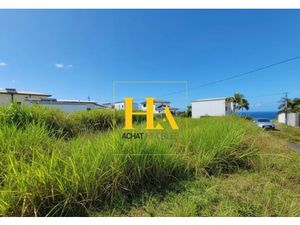 Vente terrain 530 m² à Petite ile (97429)  152 600 €