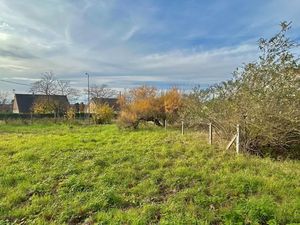 Vente terrain à batir 2464 m² à Villers-cotterets (02600)  85 000 €