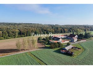 Vente terrain 370 m² à Villers-cotterets (02600)  670 000 €