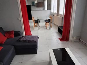 Location meublée appartement 2 pièces 59 m² à Saint-Quentin (02100)  565 €