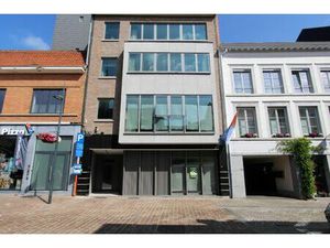 LUXE GELIJKVLOERS APPARTEMENT MET GROOT TERRAS
