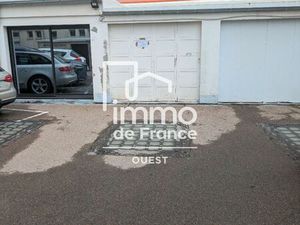 Parking/box LA ROCHE SUR YON