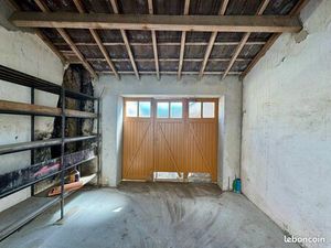 Grand garage sécurisé 21m2 avec jardin 108 m2