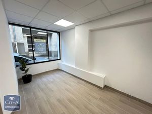 Local commercial à louer - Le Mans (72) - 830€
