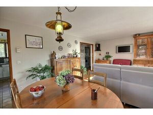 Belle maison de ville avec garage double et extérieurs