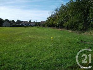 Terrain 2 478 m² Cravant