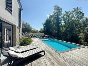 Location Villa 8 pièces