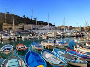 06300 - NICE LE PORT - APPARTEMENT - GRAND 2 PIECES - PROXIMITE DE LA PLAGE