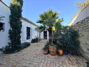 Maison récente en plein cœur du Bois-Plage-en-Ré – Une rareté à saisir !