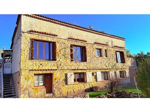 Achat Maison 9 pièces 169m² GOUDARGUES 30630