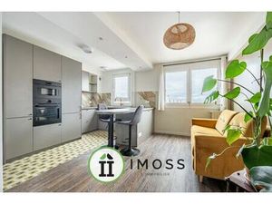 Appartement de 2 chambres de luxe en vente à Montmartre  Abbesses  Grandes-Carrières  Pari