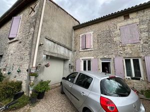 Vente maison 4 pièces 114 m² à Poursac (16700)  124 900 €