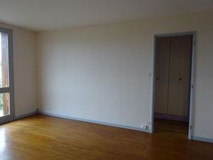 Location appartement 2 pièces 52 m² à Troyes (10000)