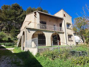 Appartement Rez-de-jardin T2 de 50m² env. + garage et jardin.