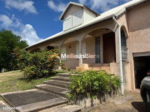 Maison 4 pièces 200 m²