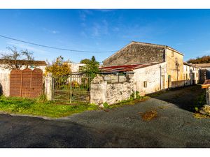 BATIMENT  4 PIÈCES  195 M2  TERRAIN 156 M2