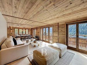 Châtel - Elégant chalet rénové à deux pas du centre