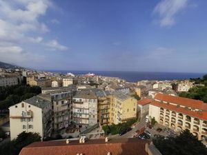 Location appartement 1 pièce 31 m² à Bastia (20200)