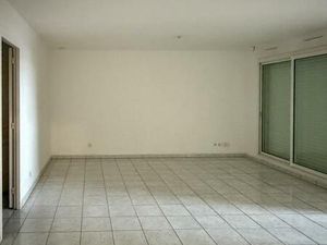 Location Appartement 5 pièces 120m² ST DENIS 97400